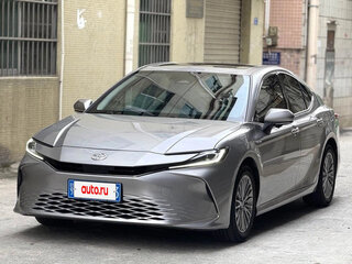 2025 Toyota Camry IX (XV80) China Market, серебристый, 4050205 рублей, вид 3