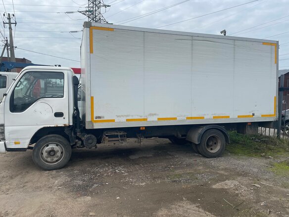 2007 Isuzu 47052A, белый, 720000 рублей - вид 3