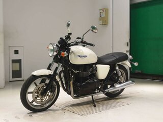 2009 Triumph Bonneville, белый, 547000 рублей, вид 4