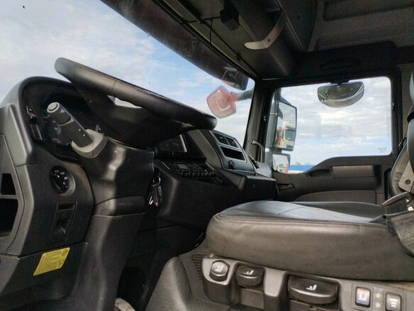 2022 Sinotruk Sitrak C7H, белый, 2547900 рублей - вид 7