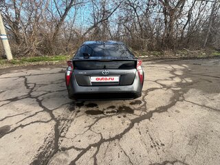 2017 Toyota Prius IV (XW50), серый, 1650000 рублей, вид 4
