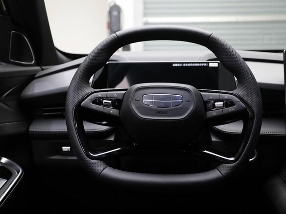 2026 Geely Cityray, белый, 3204990 рублей - вид 19