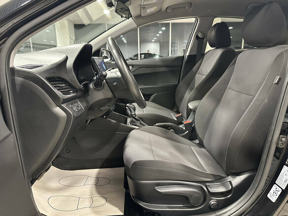 2020 Hyundai Solaris II Рестайлинг, чёрный, 1663000 рублей - вид 10