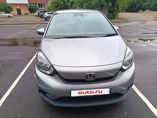 2022 Honda Fit IV, серебристый, 1300000 рублей, вид 2