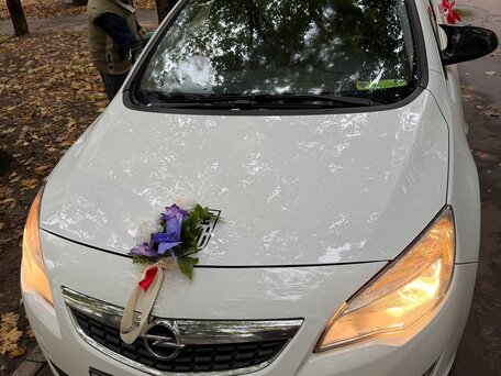 2012 Opel Astra J, белый, 450000 рублей, вид 1