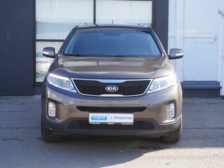 2018 Kia Sorento II Рестайлинг, бежевый, 2040000 рублей, вид 2