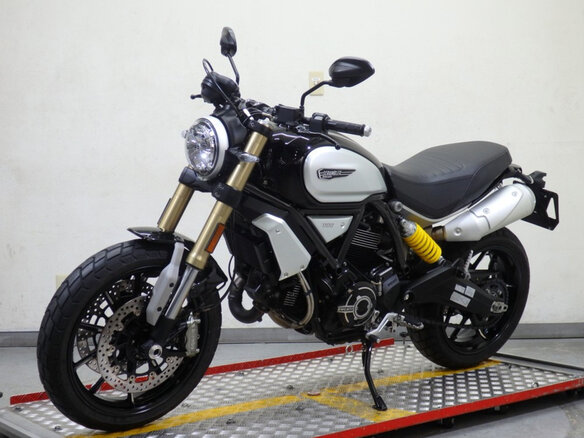 2020 Ducati Scrambler 1100, чёрный, 620000 рублей - вид 4