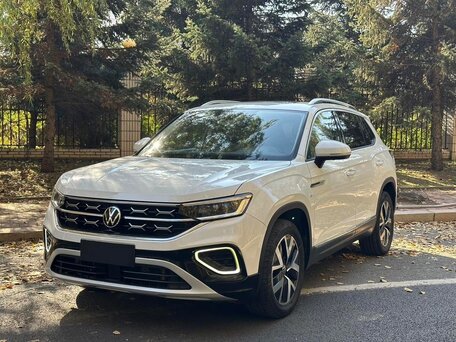 2023 Volkswagen Tayron I Рестайлинг, белый, 2150000 рублей, вид 1