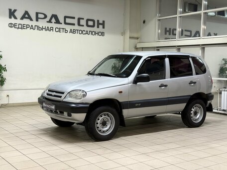 Chevrolet Niva I