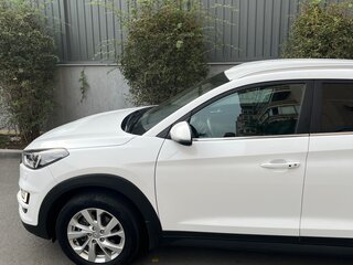 2018 Hyundai Tucson III Рестайлинг, белый, 1850000 рублей, вид 3