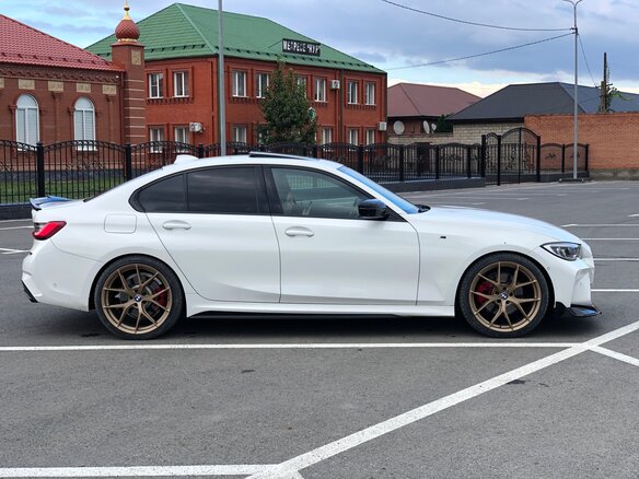 2020 BMW 3 серии 330i VII (G2x), белый, 3500000 рублей - вид 3
