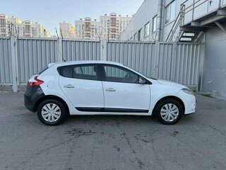 2010 Renault Megane III, белый, 529000 рублей, вид 5