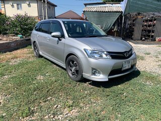 2015 Toyota Corolla Fielder XI (E160, E170, E180), серебристый, 1290000 рублей, вид 1