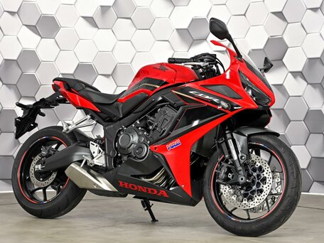 2023 Honda CBR 650R, красный, 999000 рублей, вид 1