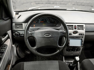 2011 Lada (ВАЗ) Priora I, чёрный, 200000 рублей, вид 4