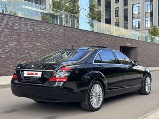 2007 Mercedes-Benz S-Класс 500 V (W221), чёрный, 4100000 рублей, вид 4