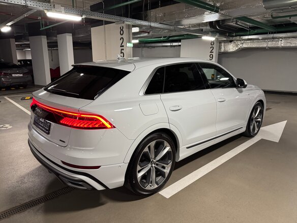2020 Audi Q8 50 TDI I (4M), белый, 6250000 рублей - вид 7