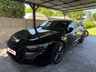 2021 Audi e-tron GT I, чёрный, 9600000 рублей, вид 2