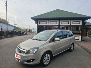 2011 Opel Zafira B Рестайлинг, бежевый, 700000 рублей, вид 2