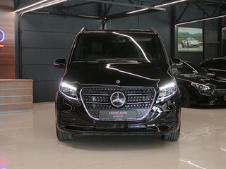 2025 Mercedes-Benz V-Класс Compact 300 d компактный III (W447) Рестайлинг 2, чёрный, 11900000 рублей, вид 2