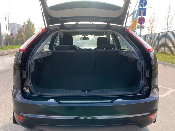2009 Ford Focus II Рестайлинг, чёрный, 485000 рублей - вид 4