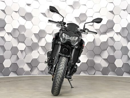 2020 Kawasaki Z 900, чёрный, 819000 рублей, вид 5