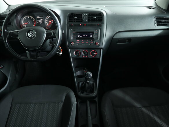 2016 Volkswagen Polo V Рестайлинг, белый, 849000 рублей - вид 16