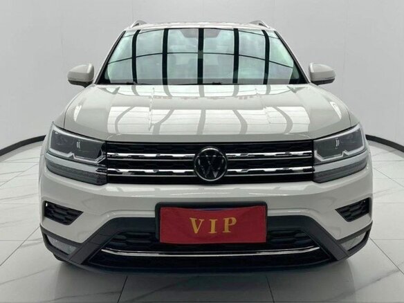 2022 Volkswagen Tharu I, белый, 1880000 рублей - вид 1