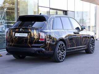 2019 Rolls-Royce Cullinan I (Series I), чёрный, 33498000 рублей, вид 5