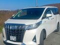 2019 Toyota Alphard III Рестайлинг, белый, 4450000 рублей - вид 4
