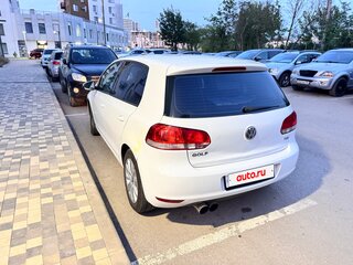2011 Volkswagen Golf VI, белый, 700000 рублей, вид 5