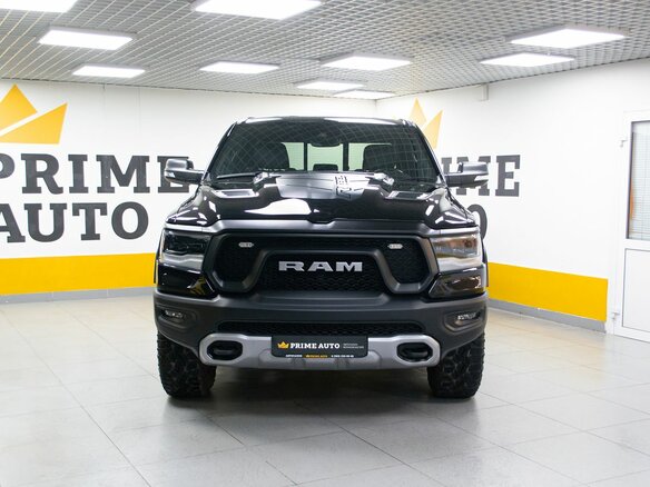 2022 Ram 1500 Crew Cab eTorque V, чёрный, 7999000 рублей - вид 1