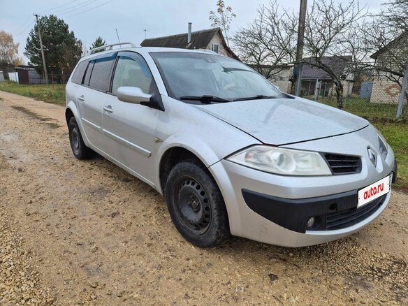 2008 Renault Megane II Рестайлинг, серебристый - вид 1