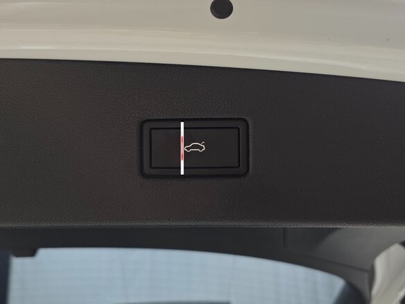 2024 Volkswagen Tiguan II Рестайлинг, белый, 3660000 рублей - вид 9