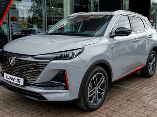 2025 Changan UNI-S I, серебристый, 3179900 рублей, вид 2