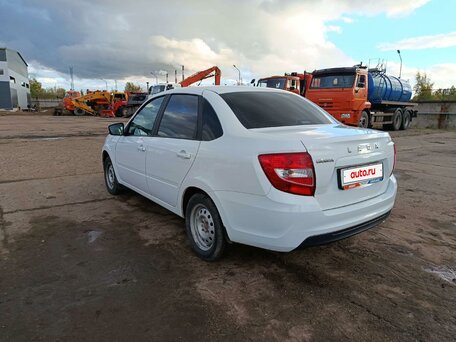 2024 Lada (ВАЗ) Granta I Рестайлинг, белый, 639000 рублей, вид 4