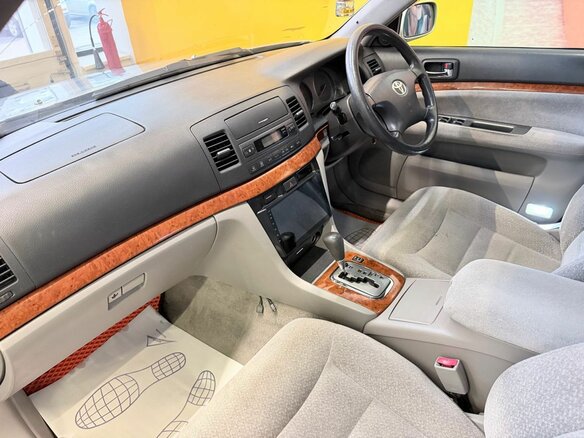 2001 Toyota Mark II IX (X110), серебристый, 379000 рублей - вид 8