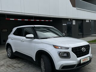 2020 Hyundai Venue I, белый, 1676713 рублей, вид 4