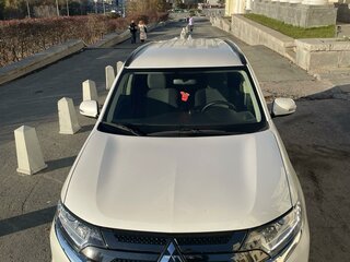 2021 Mitsubishi Outlander III Рестайлинг 3, белый, 3100000 рублей, вид 3