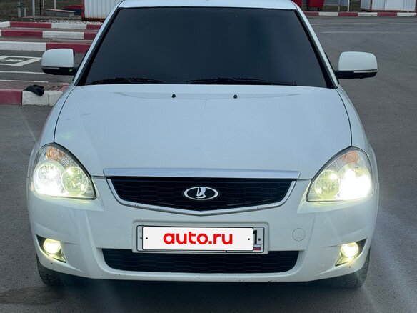 2015 Lada (ВАЗ) Priora I Рестайлинг, белый, 775000 рублей