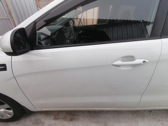2013 Kia Rio 5-speed III, белый, 985000 рублей - вид 6