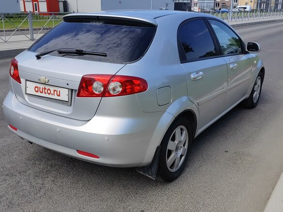 2009 Chevrolet Lacetti I, серебристый, 550000 рублей - вид 3