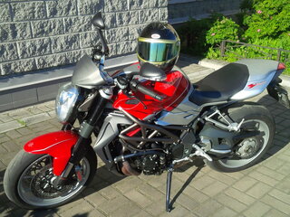 2010 MV Agusta Brutale 1090, красный, 495000 рублей, вид 1