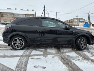 2010 Opel Astra GTC H Рестайлинг, чёрный, 535000 рублей, вид 4