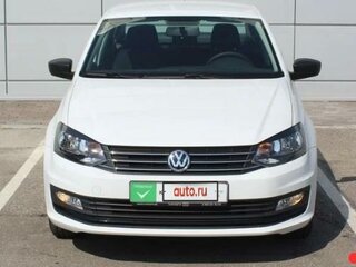2015 Volkswagen Polo V Рестайлинг, белый, 850000 рублей, вид 2
