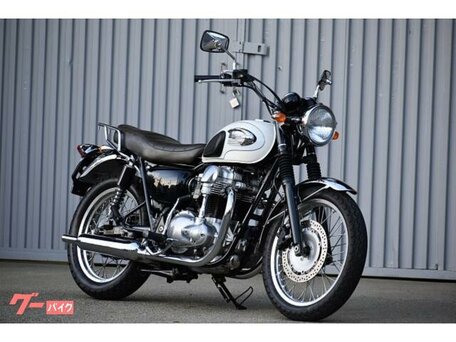 2009 Kawasaki W 650, белый, 560000 рублей, вид 1