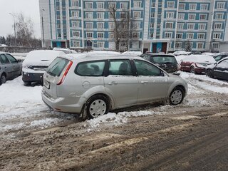 2010 Ford Focus II Рестайлинг, серый, 799000 рублей, вид 2