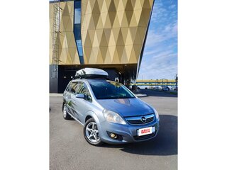 2008 Opel Zafira B Рестайлинг, серебристый, 699000 рублей, вид 1
