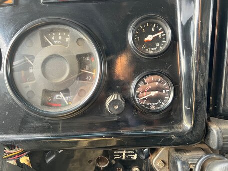 2006 КамАЗ 65117, серый, 2950000 рублей, вид 3