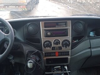 2009 Iveco Daily, белый, 2000000 рублей, вид 4